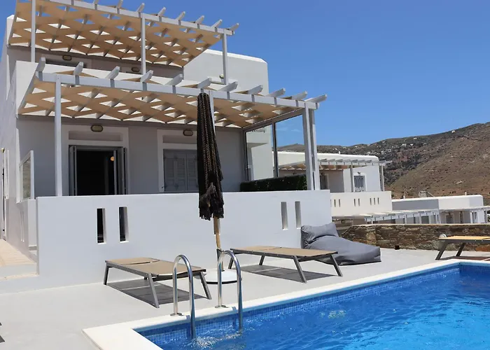 Antigoni Villa Gavrio